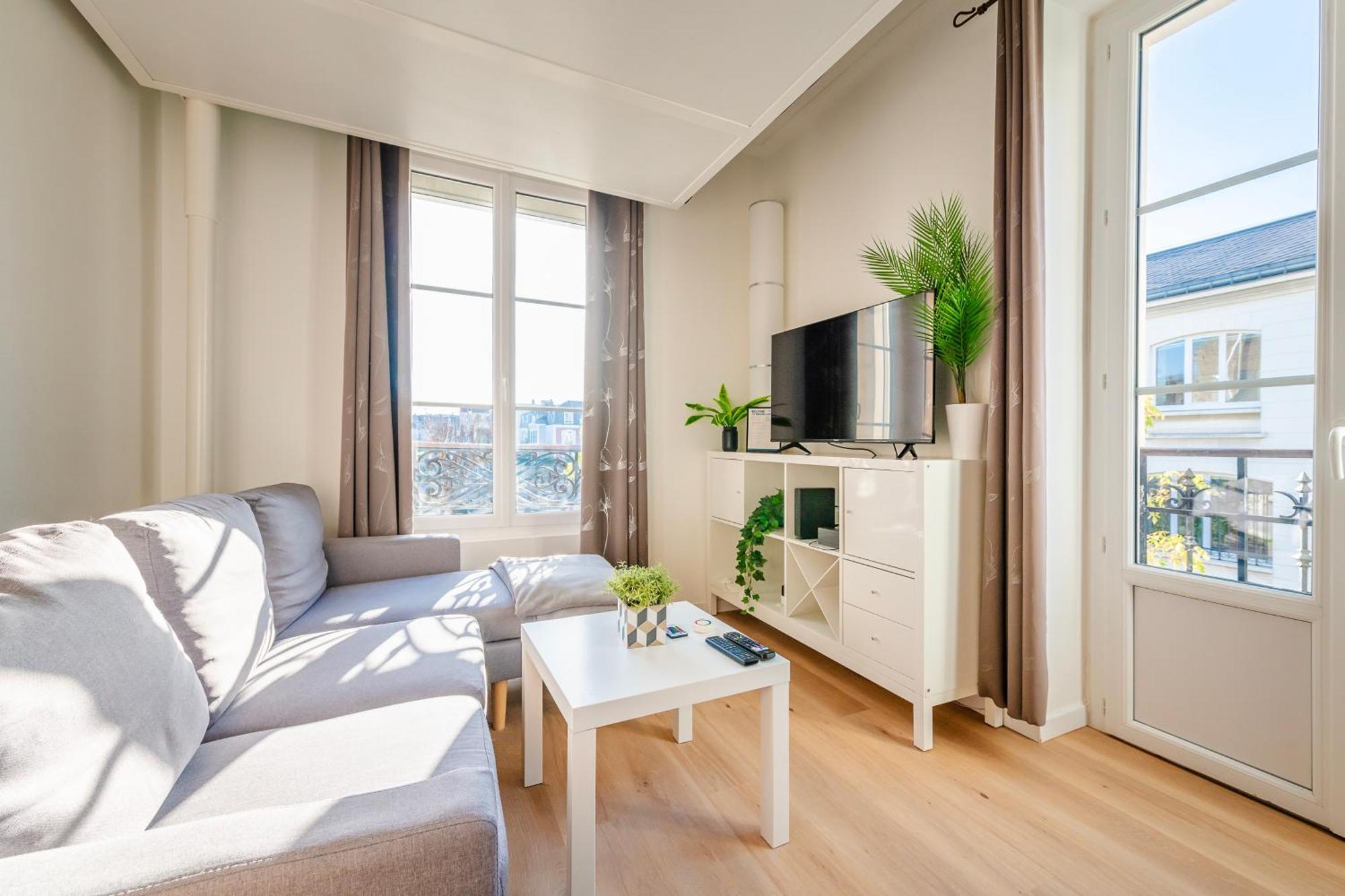Studio Cosy Aux Portes De Paris - Proche Gare Rer ميزون لافيت المظهر الخارجي الصورة